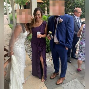 David’s Bridal / size 6 / plum